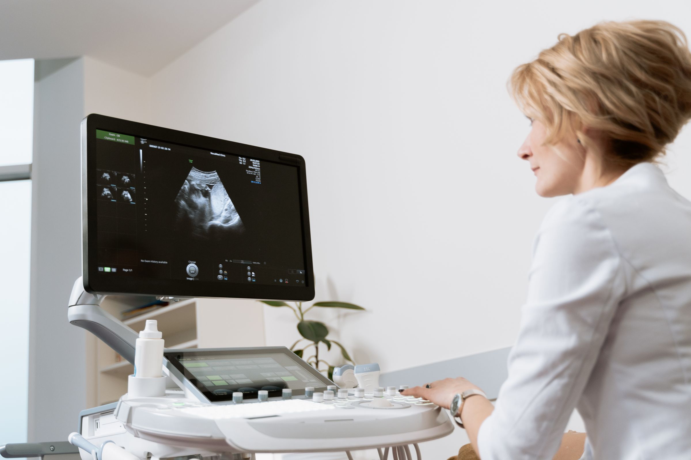 WH1b_pair_ultrasound-equipment