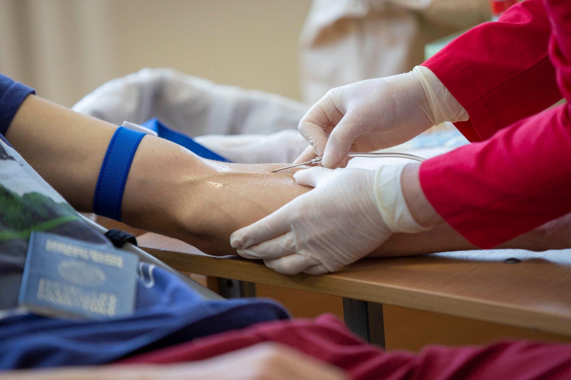 iv-therapy_IV3b-pair-line_opt5_iv-line-arm